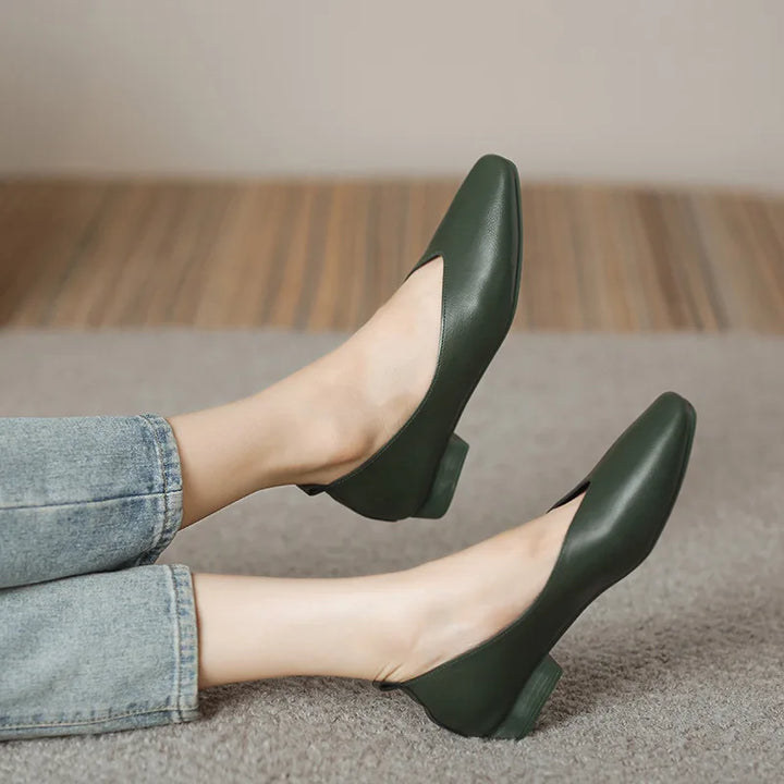 Elegant Green Mary Jane Flats – Retro Summer Style